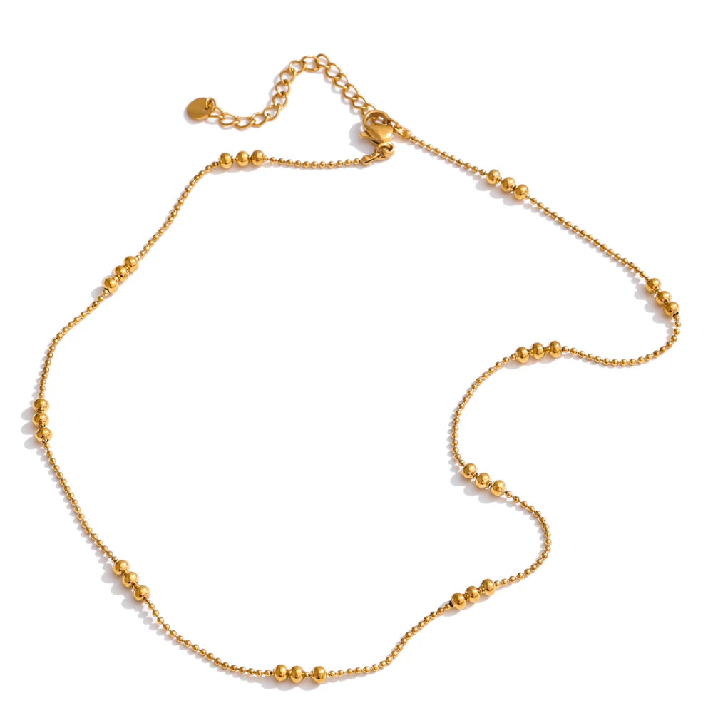 Enkelt och stilrent guld halsband för sommaren perfekt till fest och vardagen | För damer