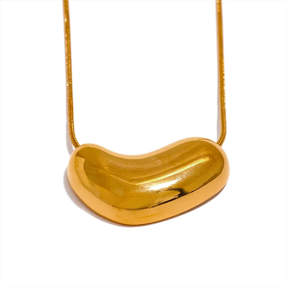 Stort ögonfägnande Guld halsband med slät halvmåne form perfekt för vardagen och fest | för kvinnor