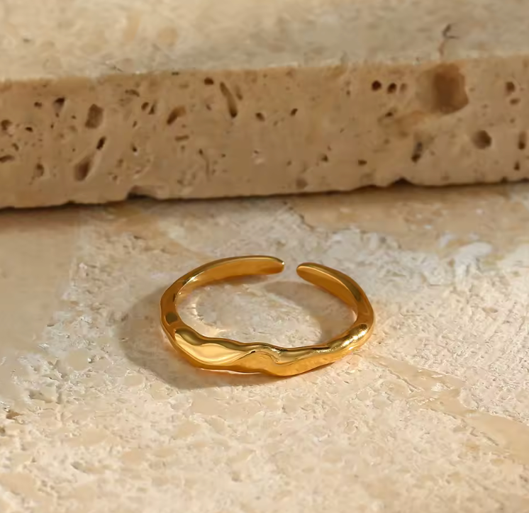 Guld ring | Stilren & tidlös guld ring | Alice - Lais