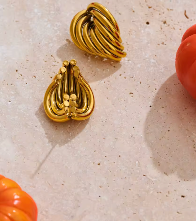 Stora guldörhängen - Unika örhängen i guld